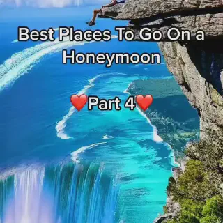 /img/1486-couple-planning-honeymoon.webp