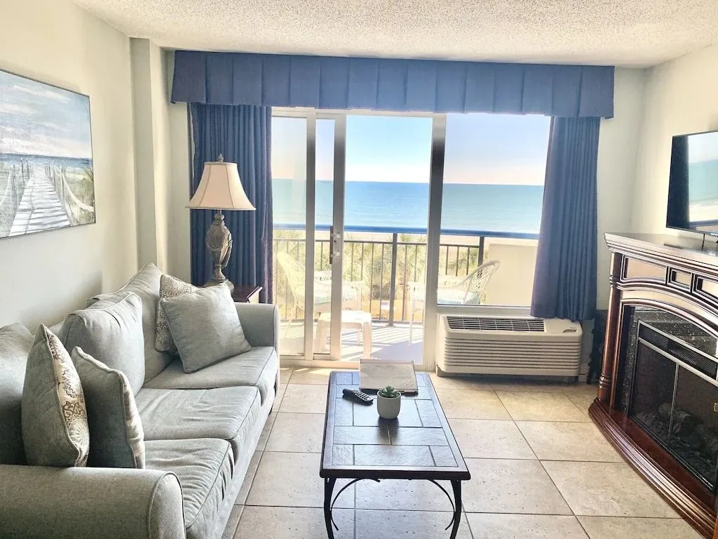 1497 luxury suite amenities
