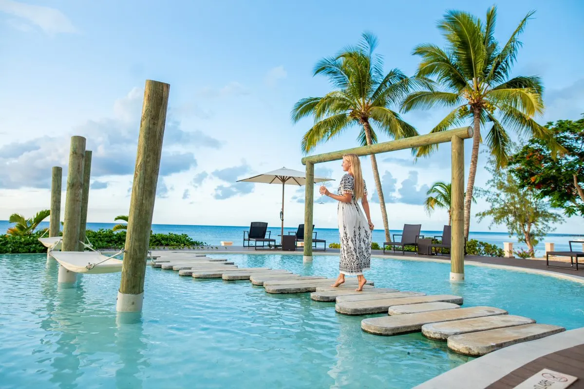 /img/1498-constance-prince-maurice-mauritius-honeymoon.webp