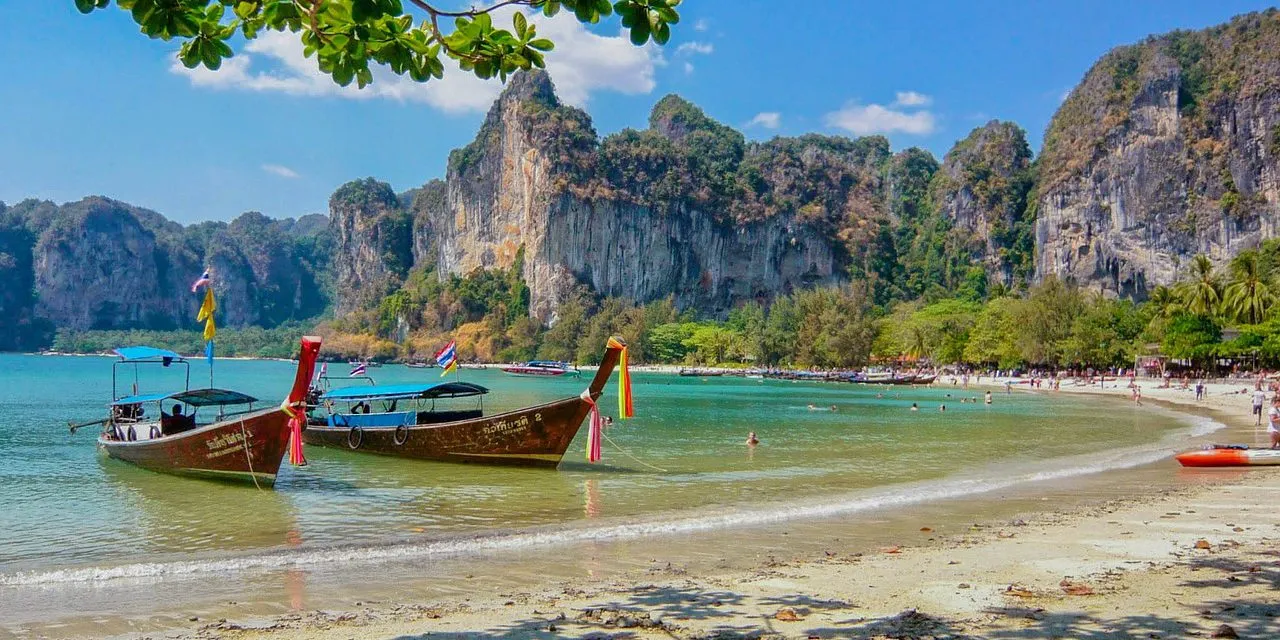 1509 phuket honeymoon