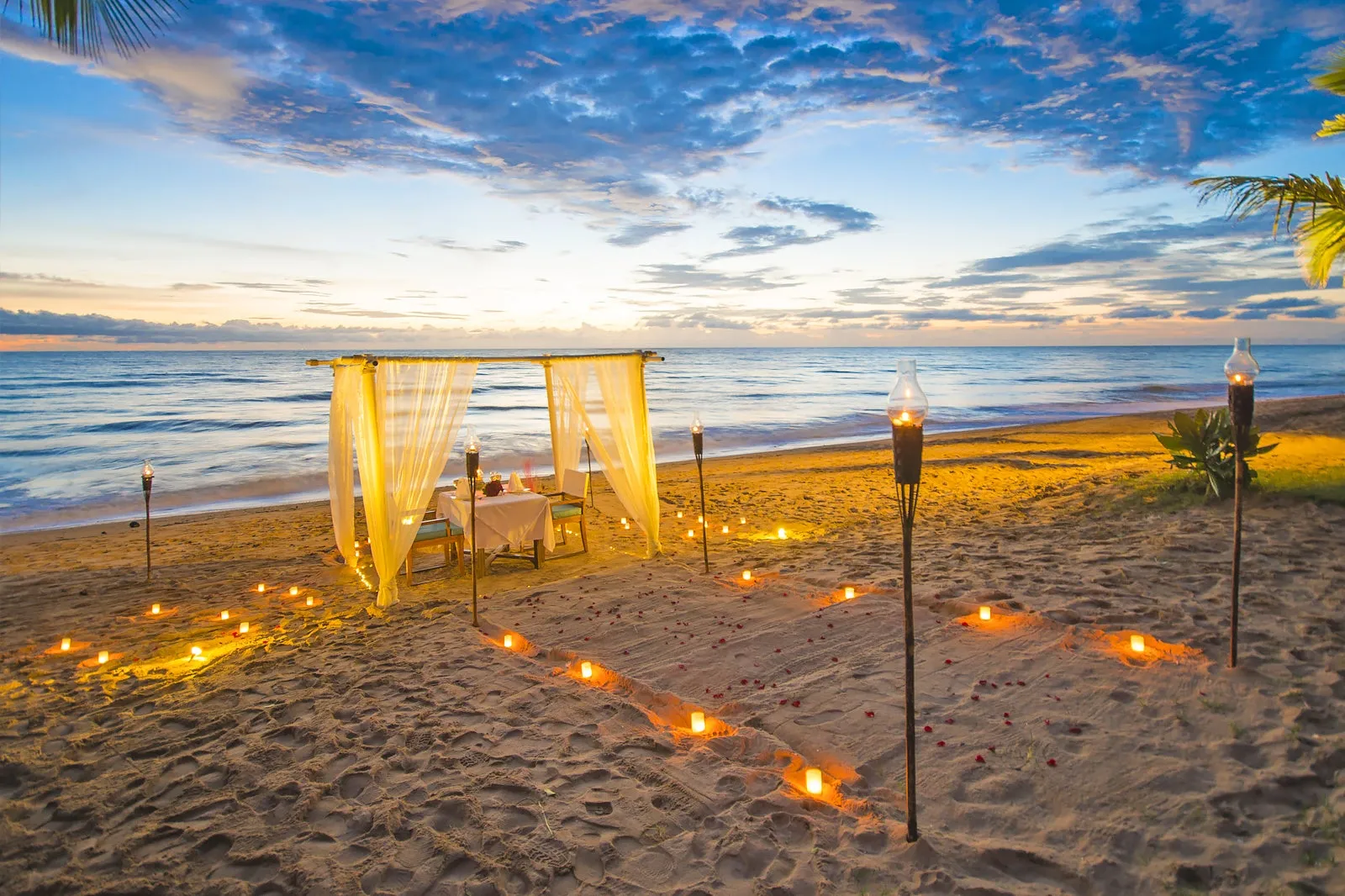 /img/1525-naka-island-phuket-hotel.webp