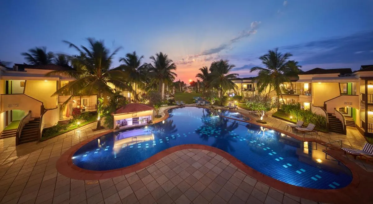 1540 north goa resort couple