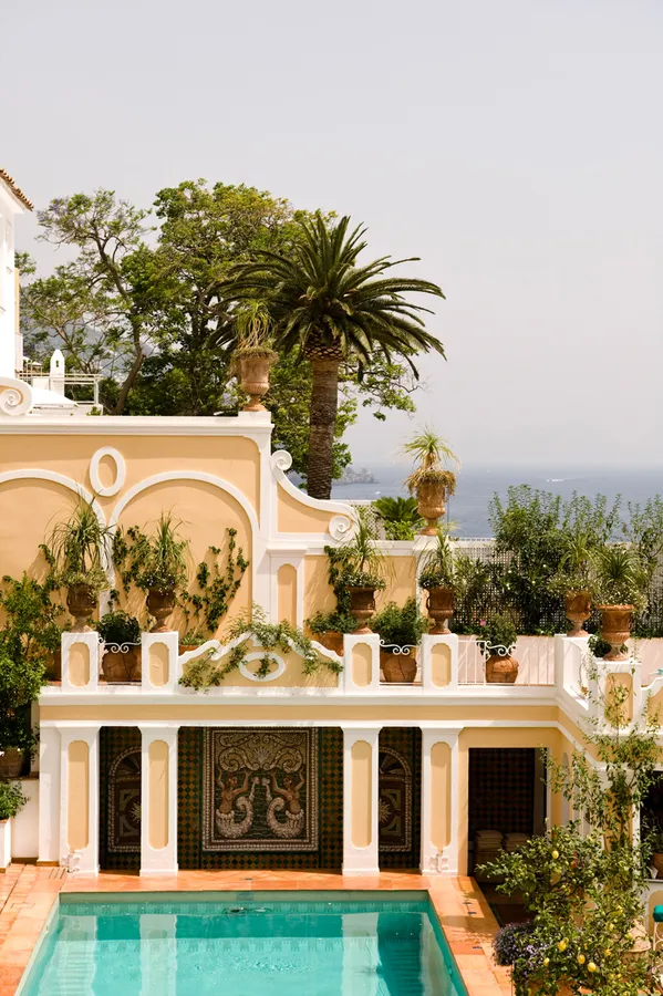 1542 hotel villa francini