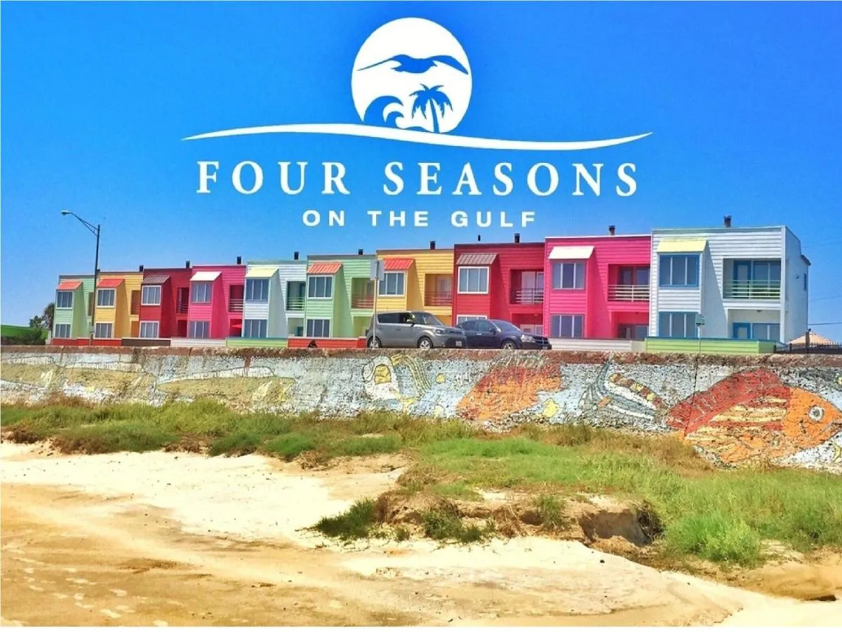 1554 harbor house suite