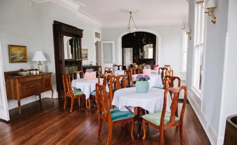 1554 tremont house suite
