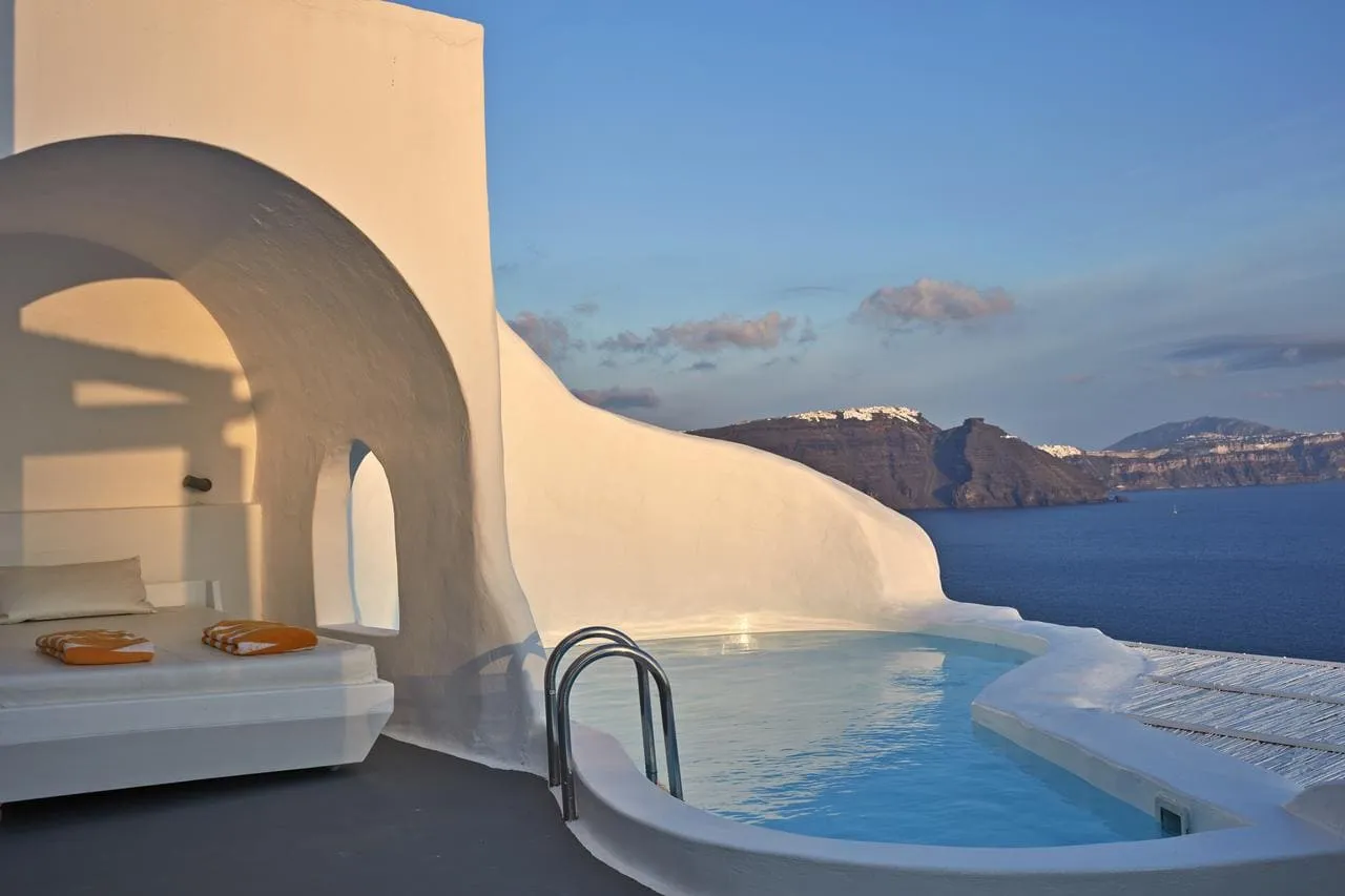 1559 santorini private pool