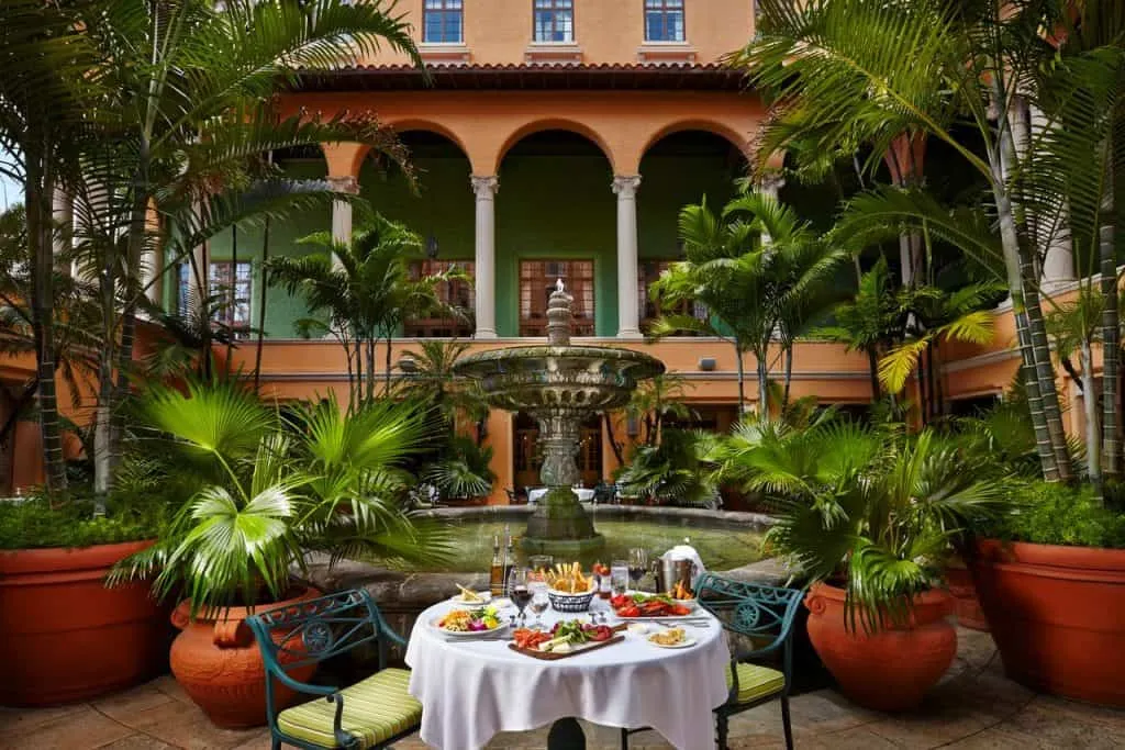 1586 florida honeymoon resort pool