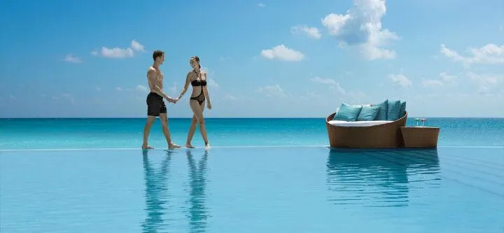 1590 cancun honeymoon beach