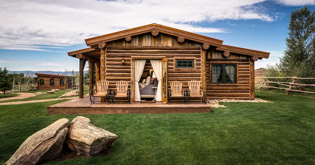 1610 pa honeymoon cabin exterior