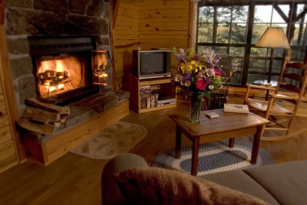 1610 pa honeymoon cabin interior