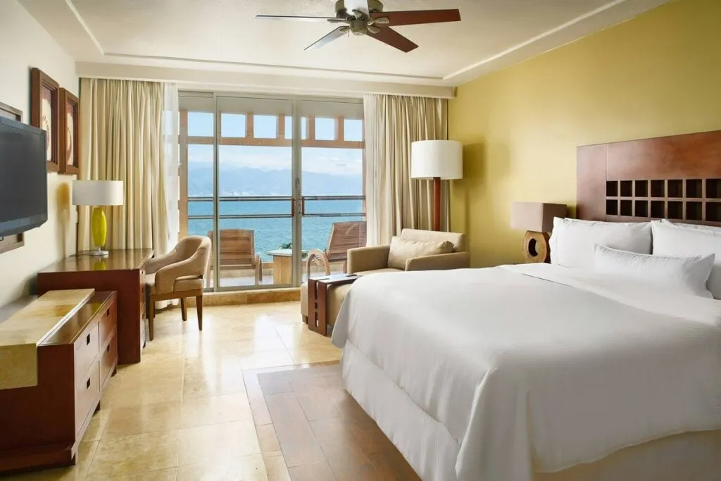 1624 vallarta spa couple