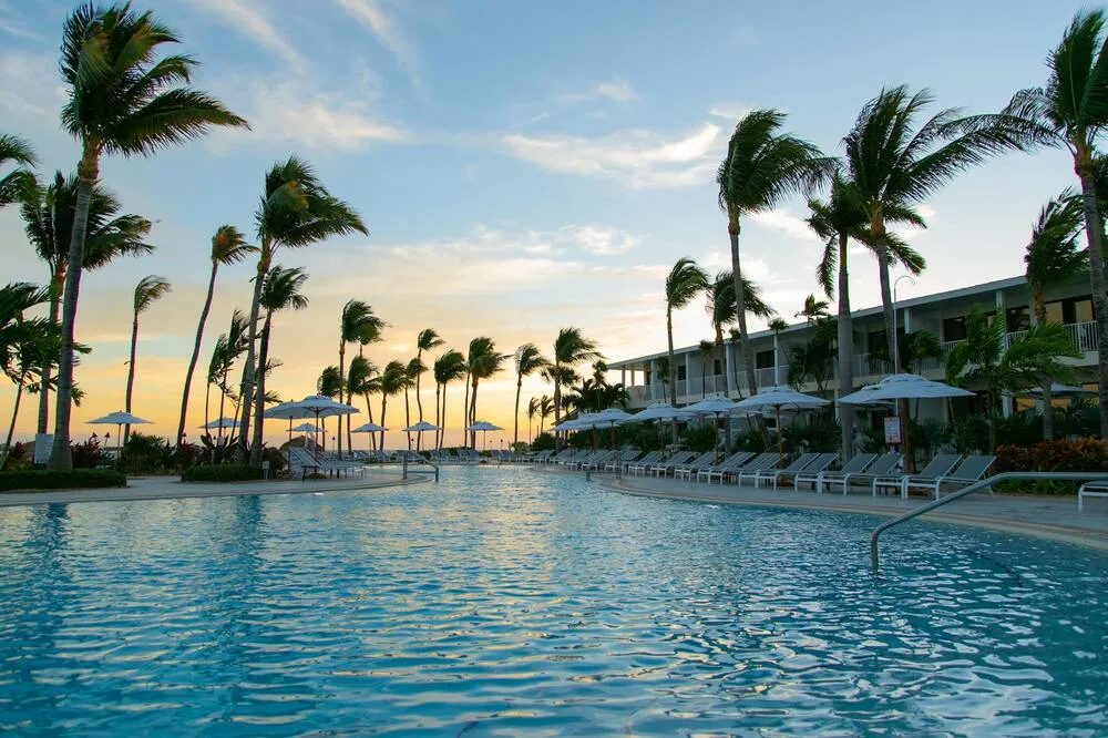 1653 florida keys honeymoon resort