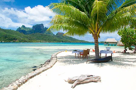 1660 private island tahiti