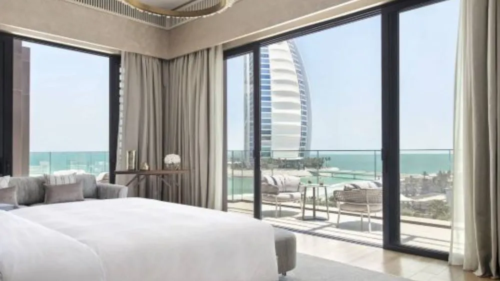 1662 atlantis the palm honeymoon