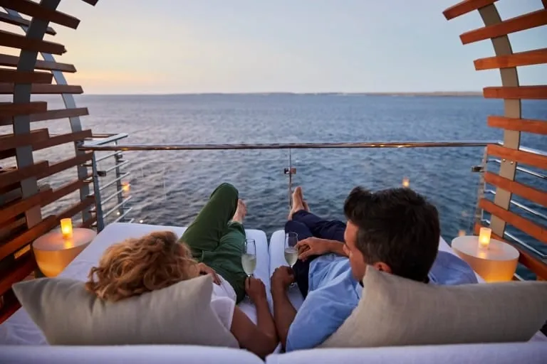 1665 cruises honeymoon sunset
