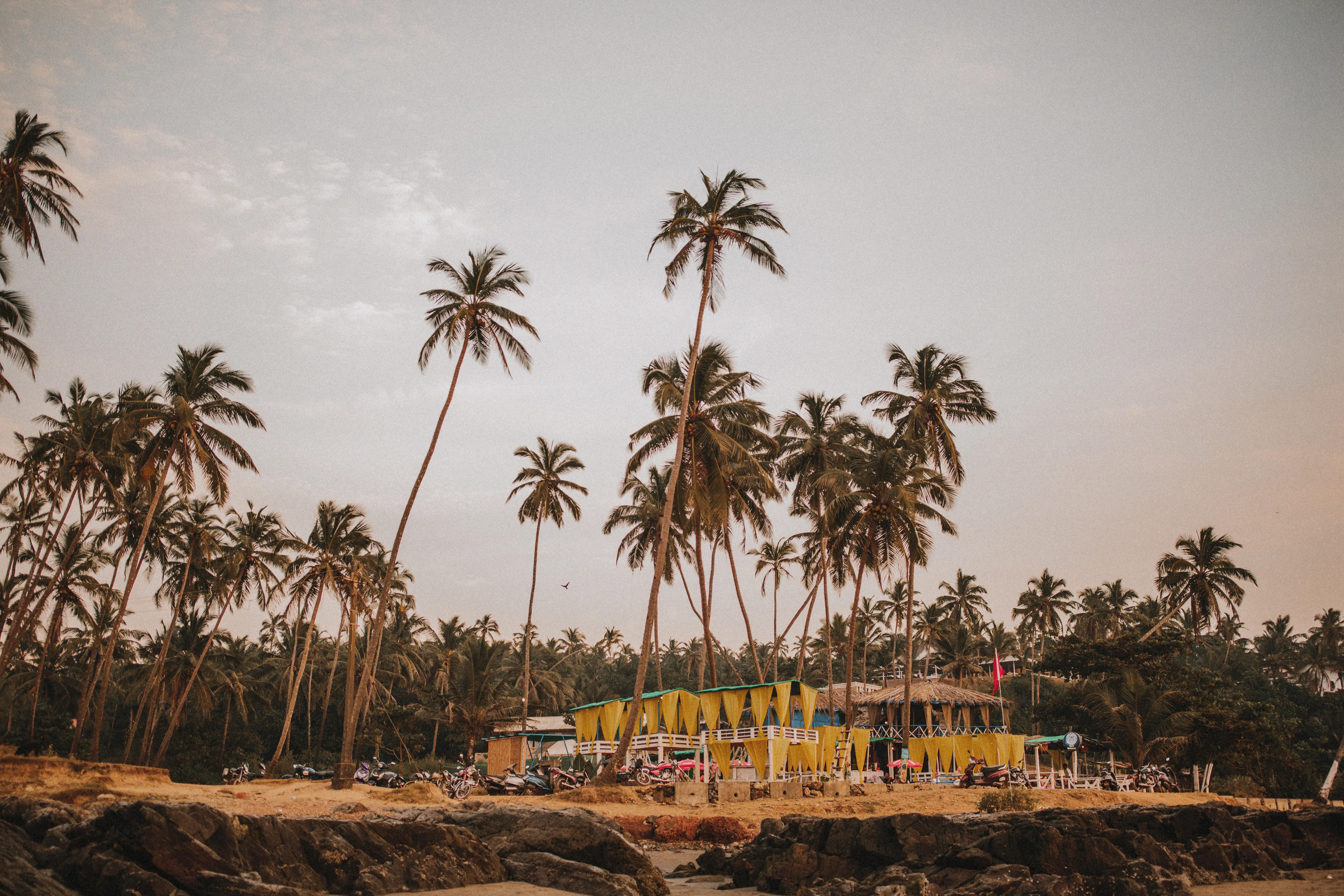 1674 the lalit goa resort