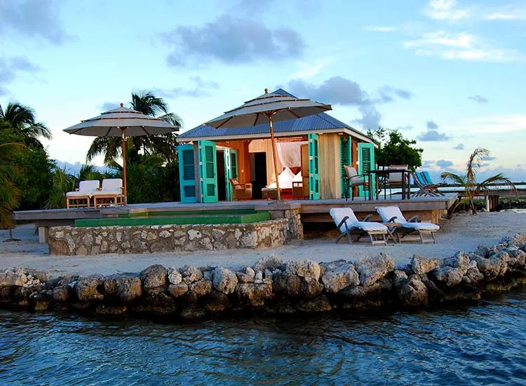 1677 hotel honeymoon island exterior
