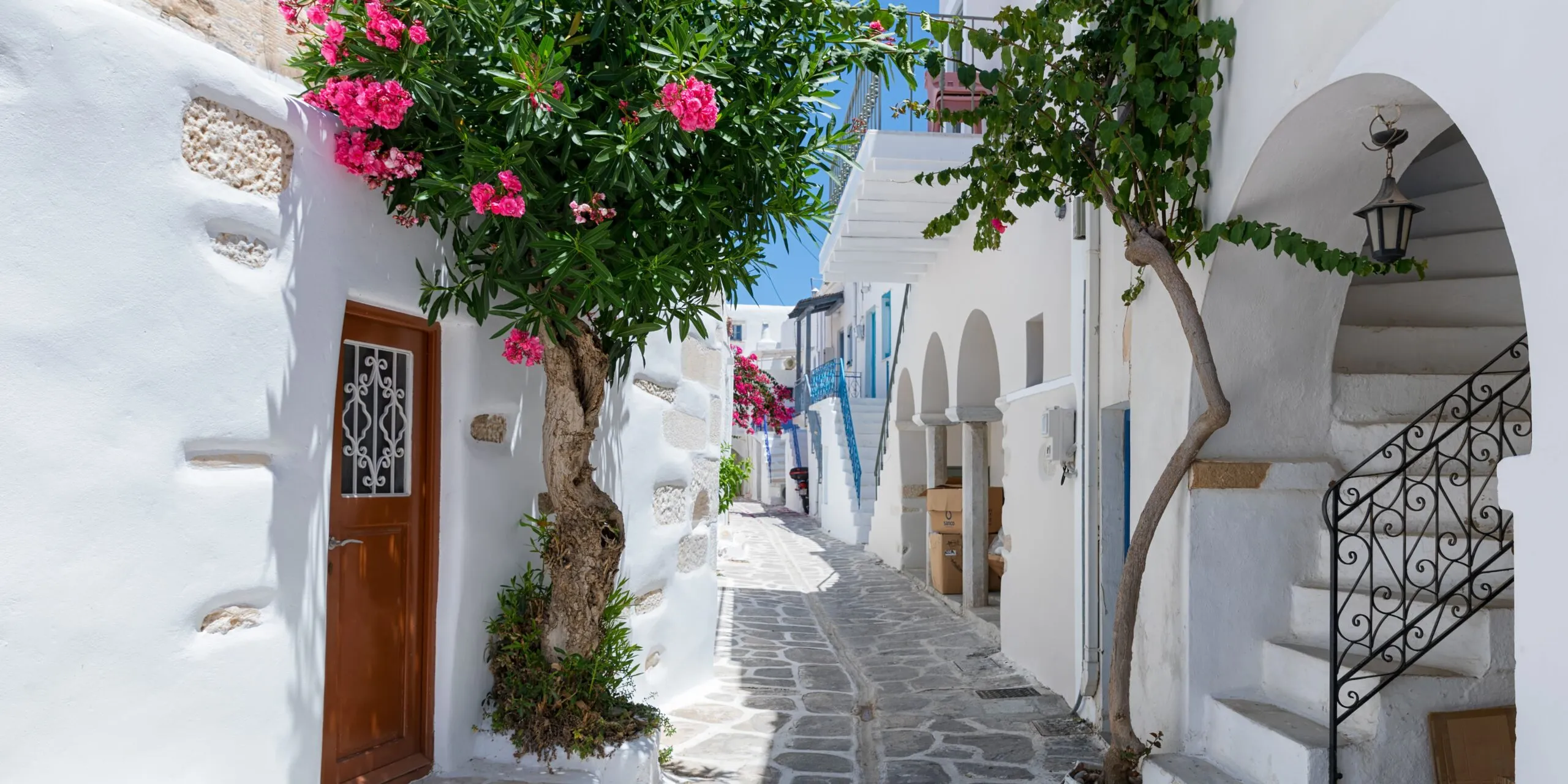 1689 crete honeymoon