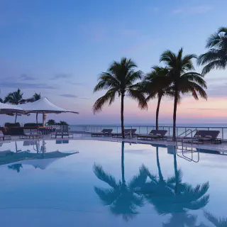 /img/1718-florida-honeymoon-sunset.webp