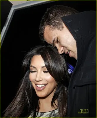 /img/1735-kim-kardashian-honeymoon-memories.webp