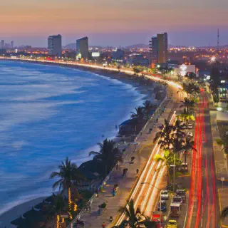 /img/1744-mazatlan-romantic-dinner.webp