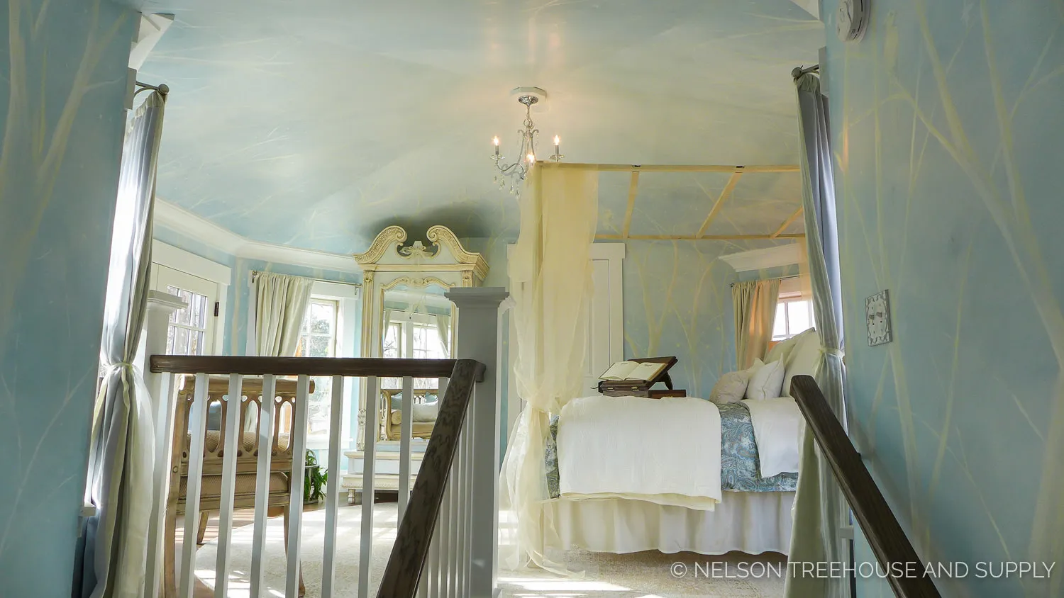 1752 tree house resort exterior