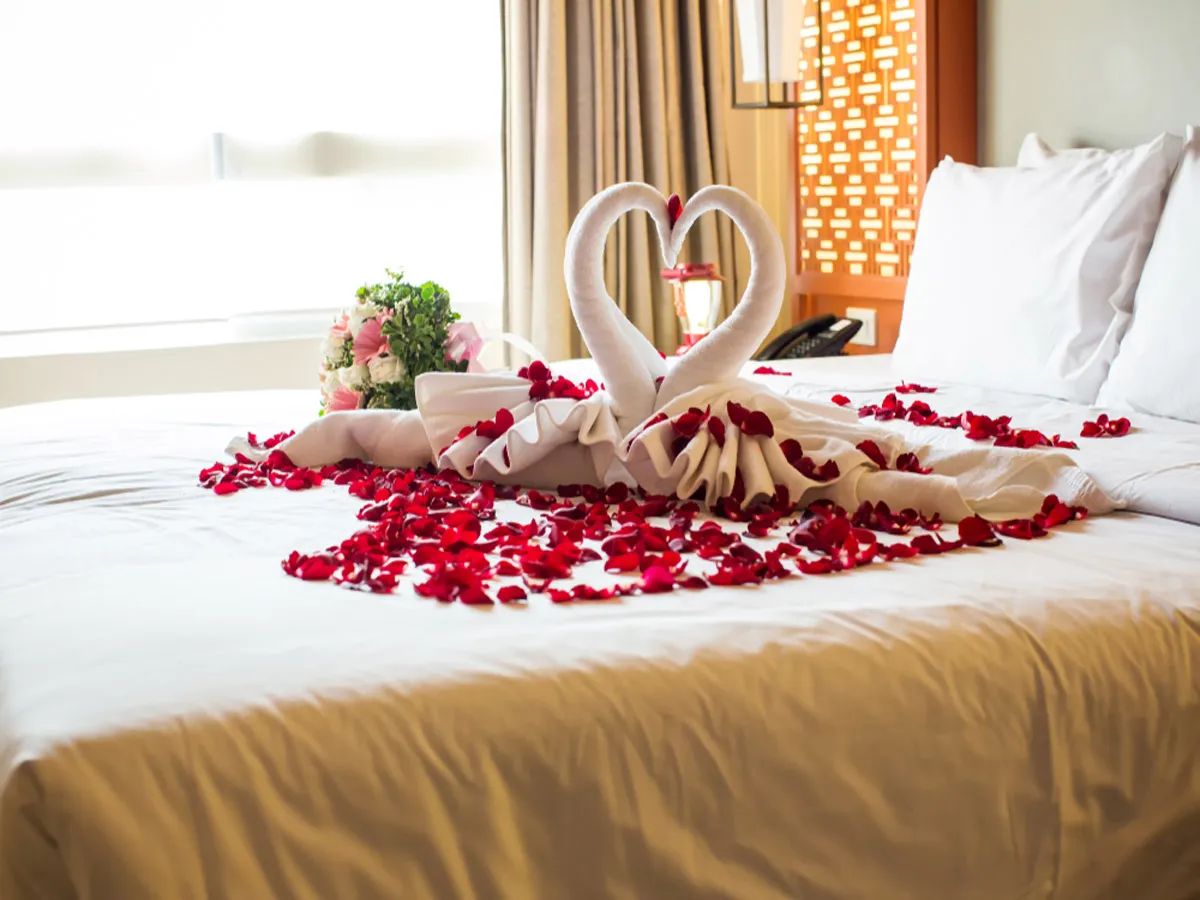 1813 pacific northwest honeymoon