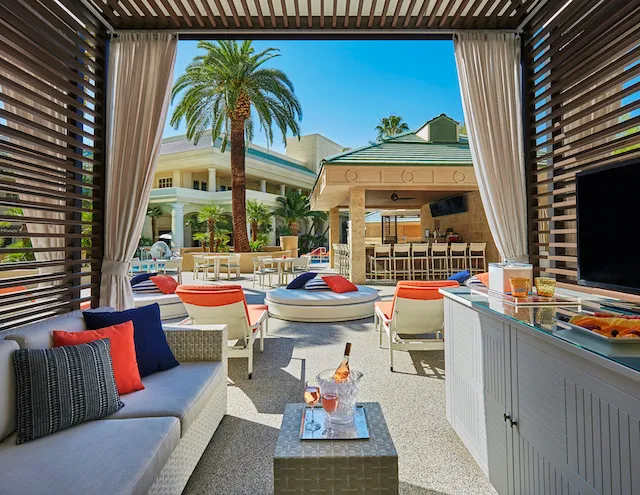 1913 las vegas honeymoon suite exterior